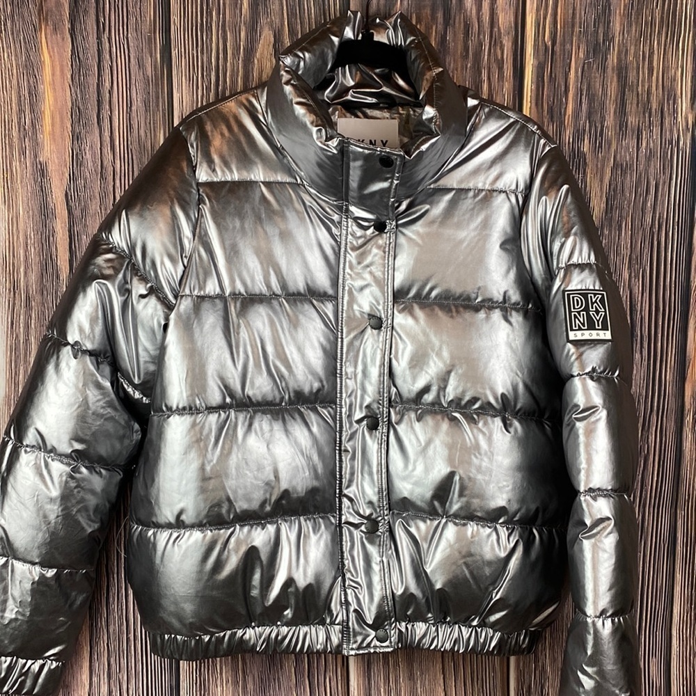 Woman’s DKNY Sport Silver Puffer Jacket- Size Lg